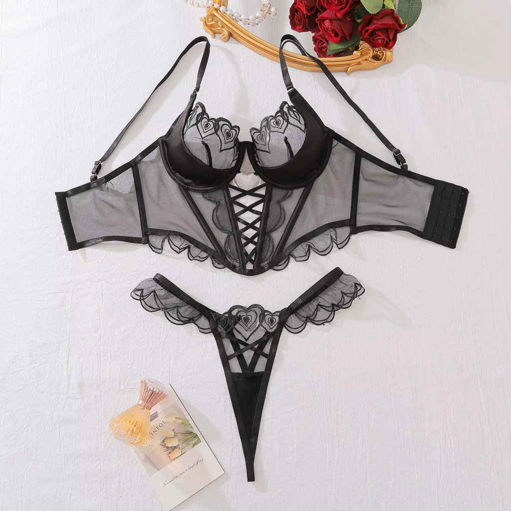 Chuangerm Wholesale Lingerie Sets 2026 New Fashion Sheer Mesh See-Through Bra G-String Thong Love Embroidery Women Lingerie